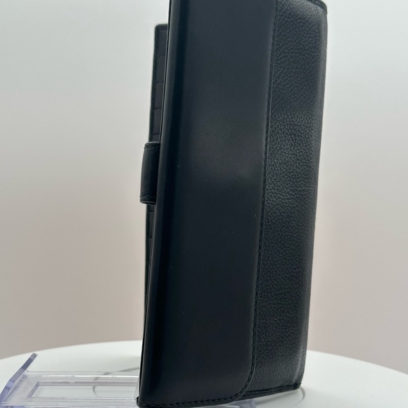 Vintage Gucci double flap long wallet, 24 karat plate, emblem and buttons. EUC! - Picture 5 of 16